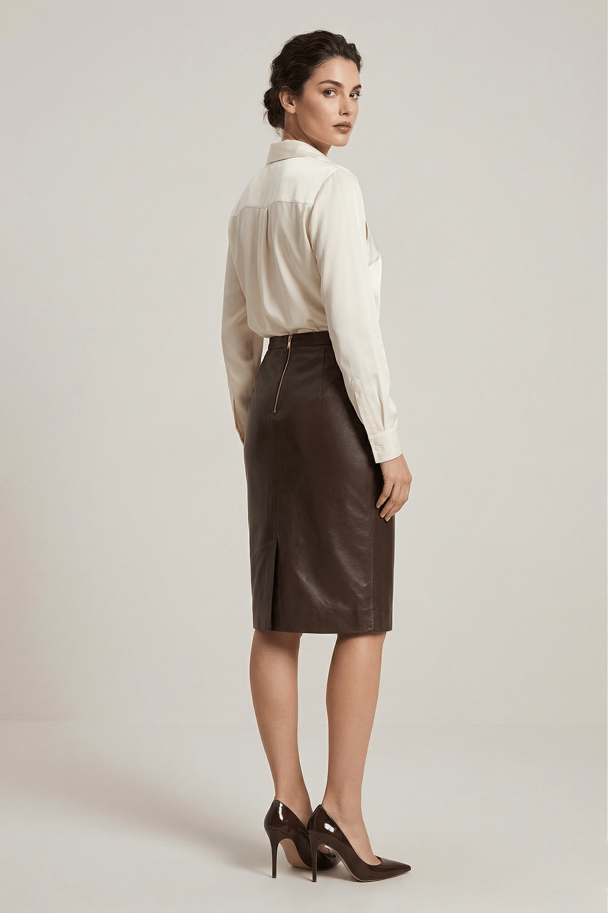 Brown Women's Pencil-Style Genuine Leather Skirt